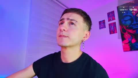 Julian Independent Model online show from 04/03/26, 11:25