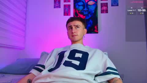 Snapshot of dimitri_bilak_ chatting on 05/27/26, 01:57 Julian Independent Model online show from 05/27/26, 01:57