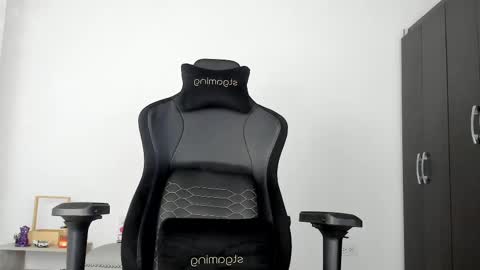 dimitricaruso online show from 03/01/25, 03:43