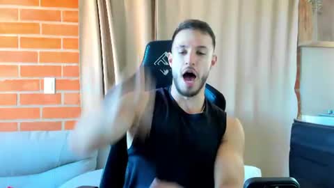 Snapshot of dimitricaruso chatting on 06/11/26, 06:28 dimitricaruso online show from 06/11/26, 06:28