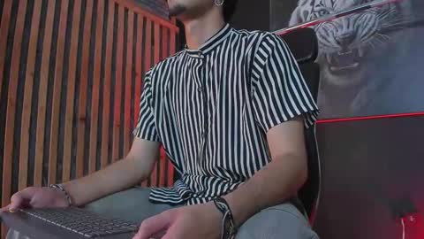 Dimitri online show from 11/08/25, 08:07