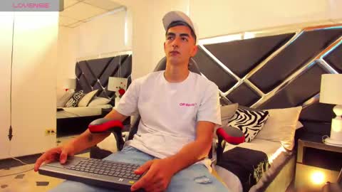 Cristian online show from 12/28/24, 05:35