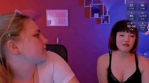 dina_bloom online show from 03/08/26, 09:40