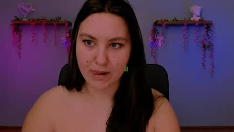 dina_bloom online show from 04/01/26, 08:59