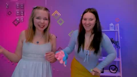 dina_bloom online show from 04/08/26, 06:41