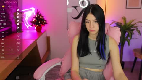 Dina Foxxx online show from 12/12/24, 01:39