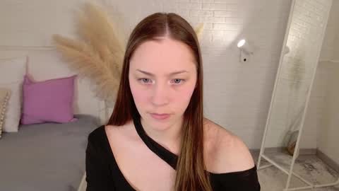 Dina online show from 04/27/26, 06:11