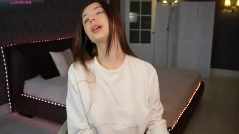 Snapshot of dinacandy chatting on 02/16/26, 08:10 dinacandy online show from 02/16/26, 08:10