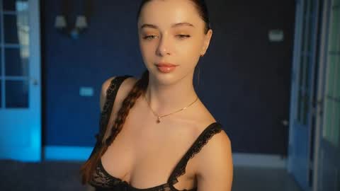 dinacandy online show from 04/17/26, 07:00