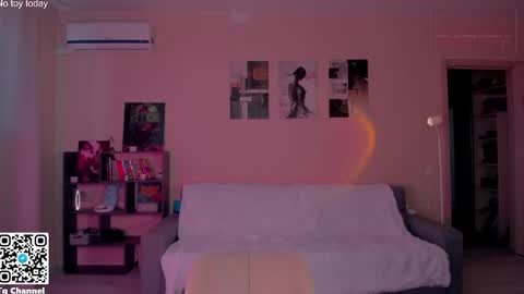 Jessie online show from 12/21/25, 07:59