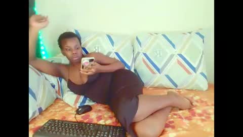 dinnydakrazx online show from 11/19/25, 06:02