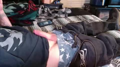 dino695802 online show from 10/27/25, 01:15