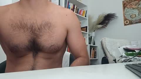 Snapshot of dios891 chatting on 08/04/26, 11:35 dios891 online show from 08/04/26, 11:35