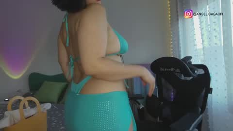 Snapshot of diosa_cadenas chatting on 05/27/26, 07:00 Anglica A online show from 05/27/26, 07:00