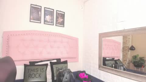 DIOSA online show from 03/11/25, 03:05