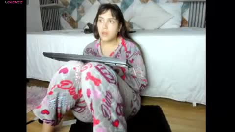 Snapshot of diosaelchat chatting on 10/31/25, 03:07 diosaelchat online show from 10/31/25, 03:07