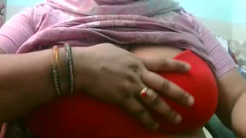 dipa2345 online show from 12/22/25, 04:53