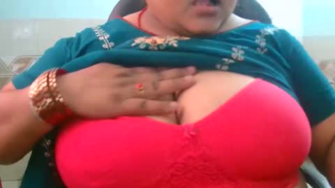 dipa2345 online show from 03/16/26, 04:40