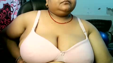dipa2345 online show from 08/04/26, 06:05