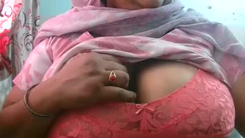 dipa2345569393 online show from 02/07/26, 04:27