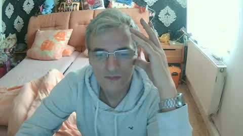 Adam Carla online show from 01/04/25, 09:32