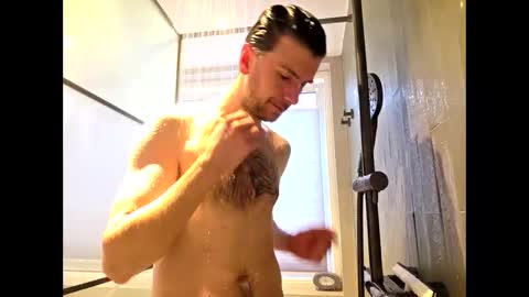 Dirk online show from 12/18/25, 09:04