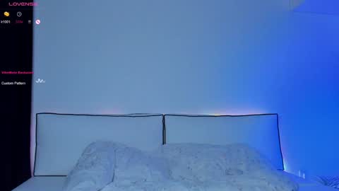 Hailey online show from 12/22/24, 01:01