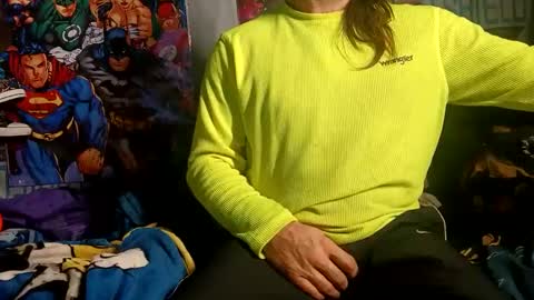 Snapshot of dirtmcgirt82 chatting on 01/26/25, 02:24 dirtmcgirt82 online show from 01/26/25, 02:24