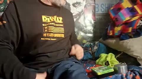 Snapshot of dirtmcgirt82 chatting on 01/27/25, 06:09 dirtmcgirt82 online show from 01/27/25, 06:09