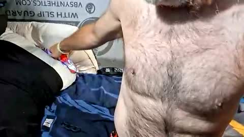 dirtmcgirt82 online show from 04/23/26, 06:14