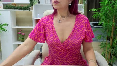 dirty_mature online show from 01/04/25, 07:13