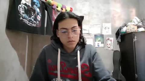 Snapshot of dirty_model chatting on 07/02/26, 12:33 dirty model online show from 07/02/26, 12:33