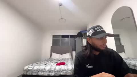 Snapshot of dirtybivessecret chatting on 01/06/26, 04:05 dirtybivessecret online show from 01/06/26, 04:05