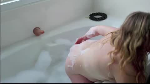 Snapshot of dirtydaisy1998 chatting on 03/12/25, 11:12 Daisy Wylde online show from 03/12/25, 11:12