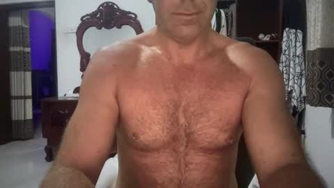 Snapshot of dirtydanlondon chatting on 03/03/25, 12:04 Dirtydanlondon online show from 03/03/25, 12:04