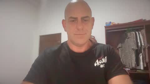 Snapshot of dirtydanlondon chatting on 03/07/25, 08:23 Dirtydanlondon online show from 03/07/25, 08:23