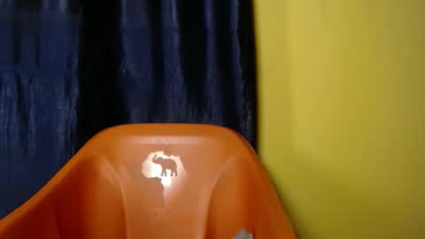 Snapshot of dirtydesirebabe chatting on 05/13/26, 04:54 dirtydesirebabe online show from 05/13/26, 04:54