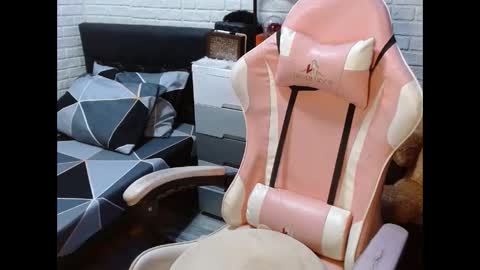 Snapshot of dirtylexa31 chatting on 02/02/25, 11:11 LEXA online show from 02/02/25, 11:11