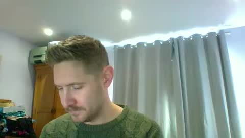 Snapshot of dirtylondon729 chatting on 12/03/25, 02:15 Exhibitionist Ben online show from 12/03/25, 02:15