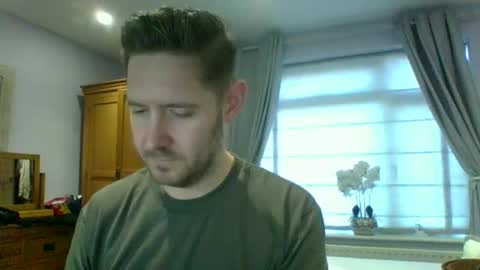 Snapshot of dirtylondon729 chatting on 01/14/26, 10:32 Exhibitionist Ben online show from 01/14/26, 10:32