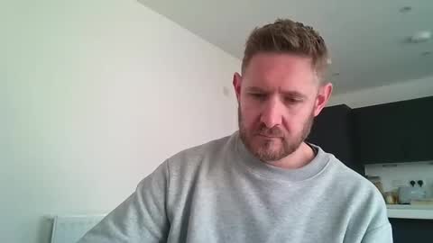 Snapshot of dirtylondon729 chatting on 05/14/26, 11:28 Exhibitionist Ben online show from 05/14/26, 11:28
