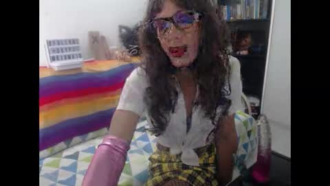 Majo online show from 11/30/25, 06:34