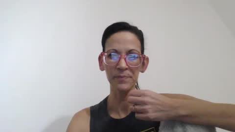 Snapshot of dirtynerdy30 chatting on 12/22/24, 04:39 Dirtynerdy online show from 12/22/24, 04:39