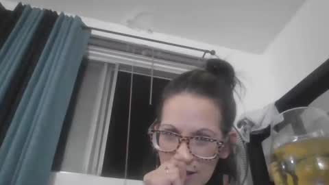 Snapshot of dirtynerdy30 chatting on 10/04/25, 07:28 Dirtynerdy online show from 10/04/25, 07:28