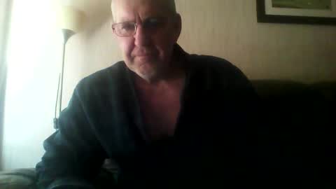 Snapshot of discovery63 chatting on 05/10/26, 08:08 discovery63 online show from 05/10/26, 08:08