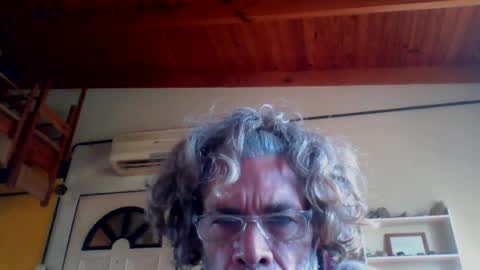 Snapshot of discretopasivo chatting on 06/14/26, 02:52 discretopasivo online show from 06/14/26, 02:52