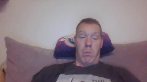 Snapshot of disney0988 chatting on 02/01/26, 04:49 disney0988 online show from 02/01/26, 04:49