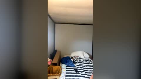 Snapshot of dispencer74 chatting on 02/18/26, 06:48 dispencer74 online show from 02/18/26, 06:48