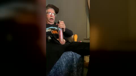 Snapshot of dispencer74 chatting on 02/22/26, 05:44 dispencer74 online show from 02/22/26, 05:44