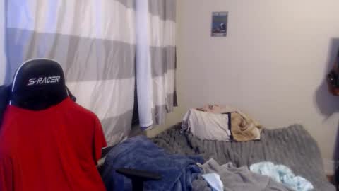 Snapshot of disr3sp3ctfully_dipp3d chatting on 06/11/26, 01:38 Your Best Worst Nightmare online show from 06/11/26, 01:38